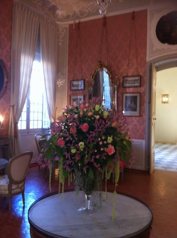 Abonnement de bouquets et décorations florales de fleurs fraîches en contrat de durée courte moyenne et longue durée