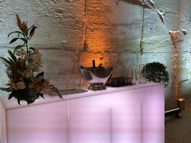 décorations florales pour buffets traiteurs, bar, tables repas, pour soirées privées et professionnelles à Marseille, Avignon