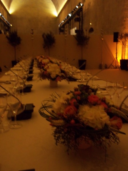 décor floral centre table événement officiel  gala d'entreprise Avignon