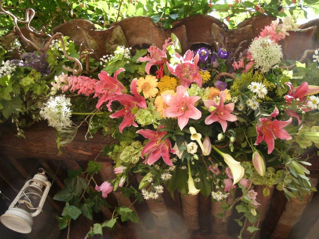 Clorofil events réalise vos concepts floraux pour votre mariage en paca.