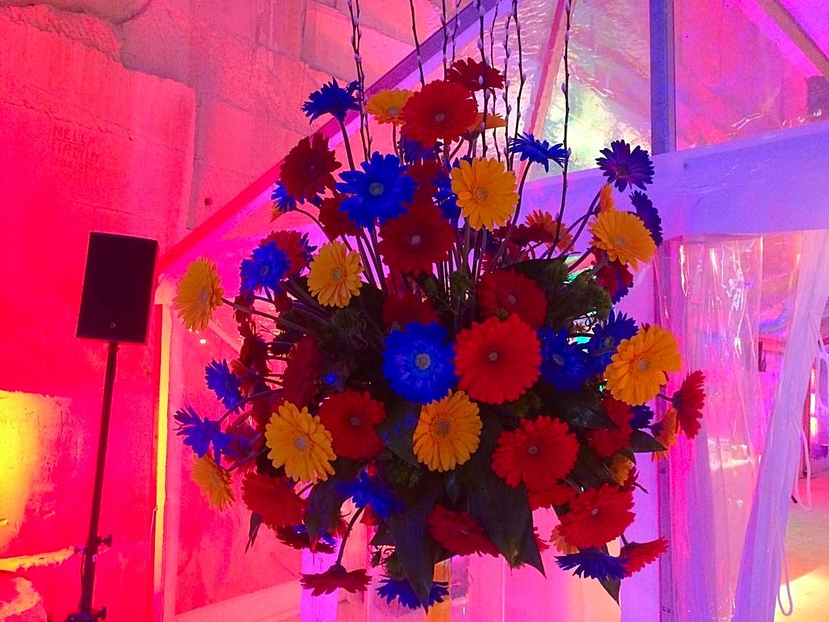 gerbera en composition florale pour gala