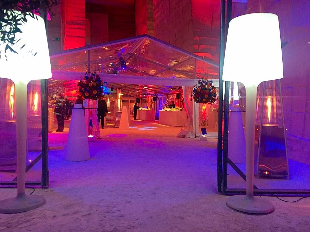 composition florale pour grand espace de réception dans les bouches du rhone