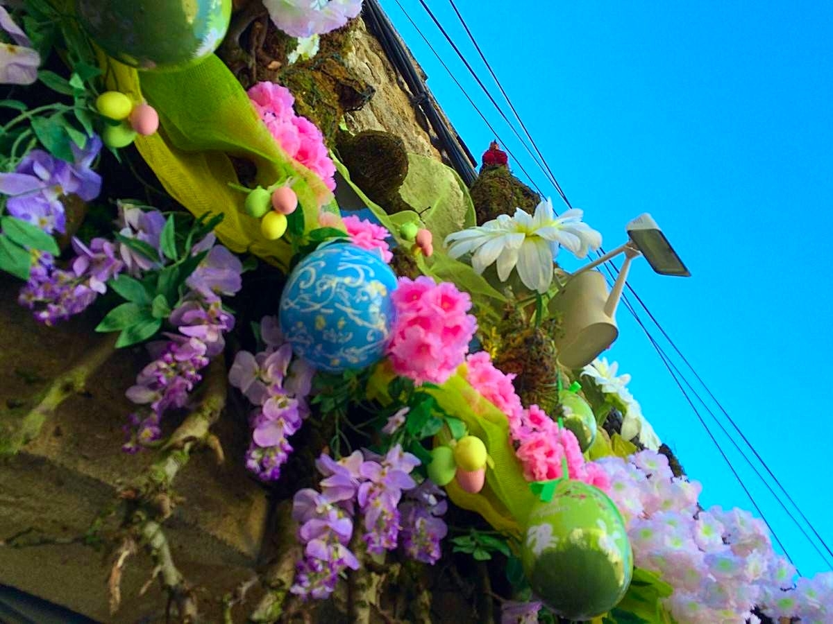 Oeuf de Pâques pour votre décor de façade de Paques sur Aix en Provence