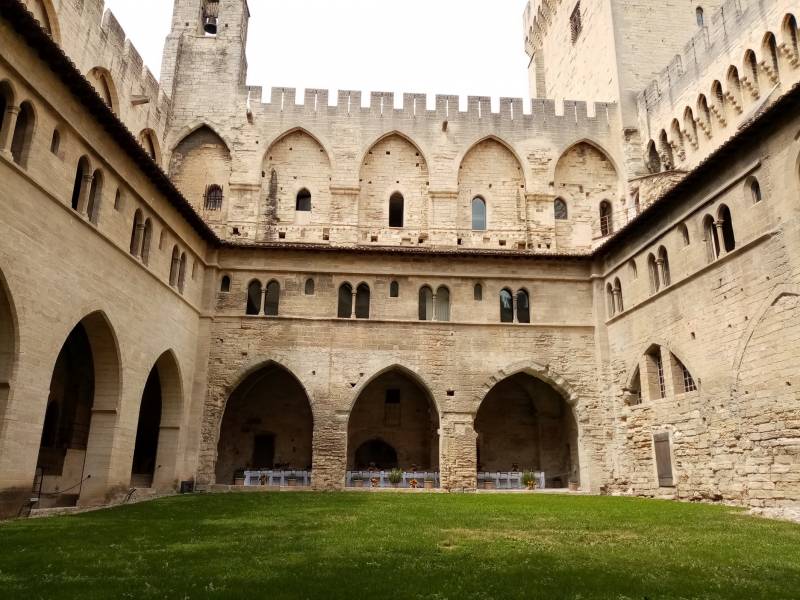 Le Palais des Papes à Avignon est un superbe lieu événementiel pour Clorofil events.