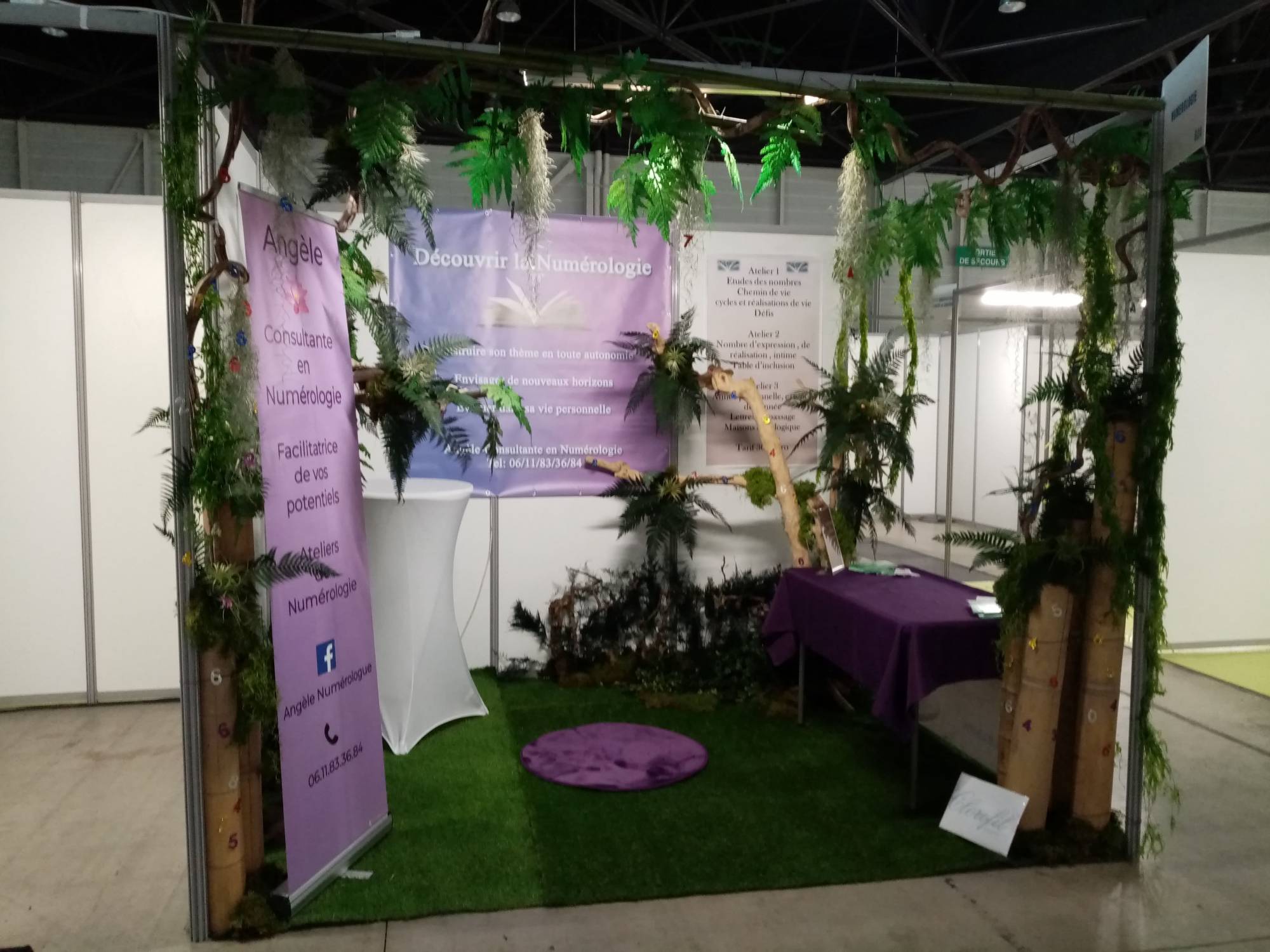 plantes et verdures en naturalisé et stabilisé pour décor de stands exposition