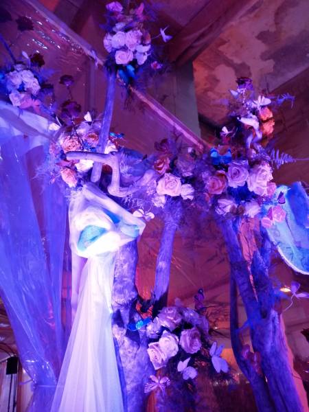 Création florale pour inauguration et vernissage en Provence Alpes Côtes d'Azur.