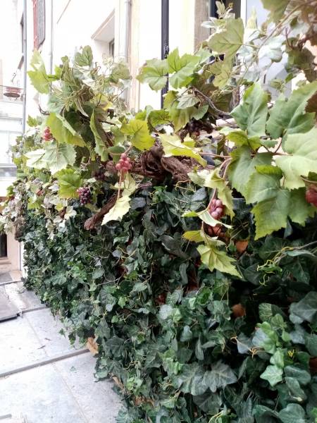 La qualité des feuillages artificiels est primordiale pour rendre des effets naturels.