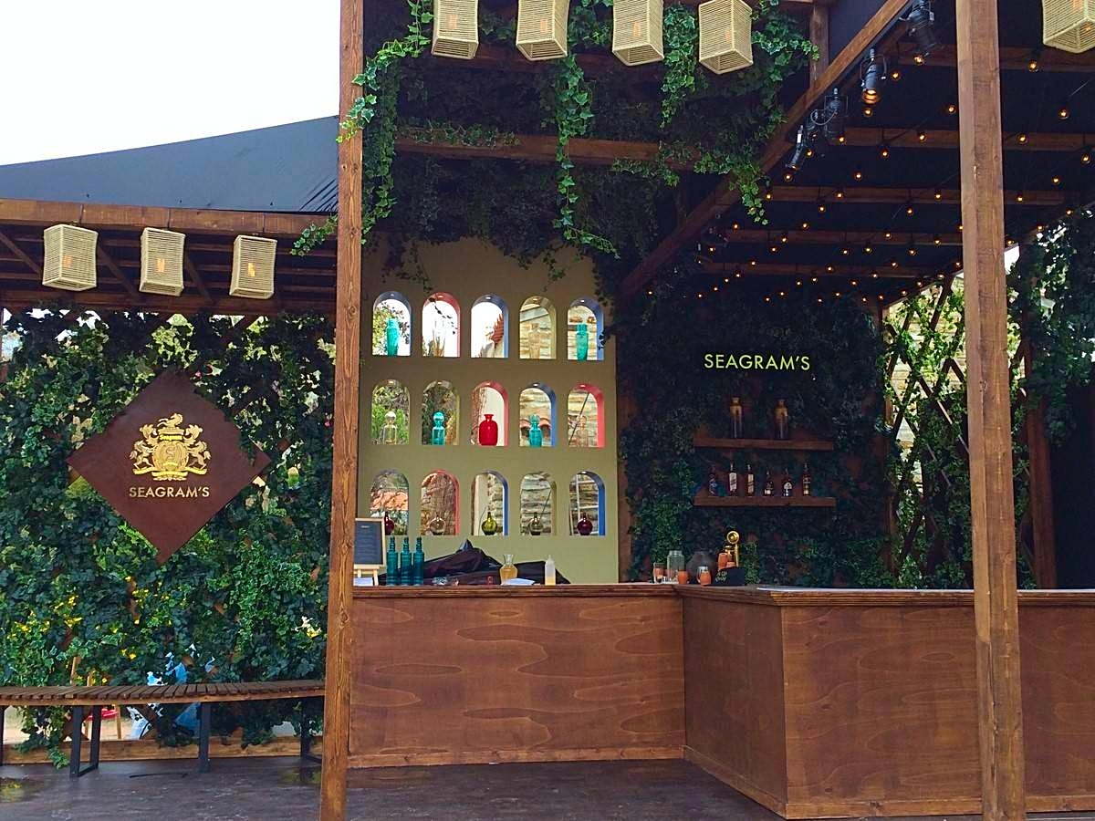 location de mur de lierre pour evenement