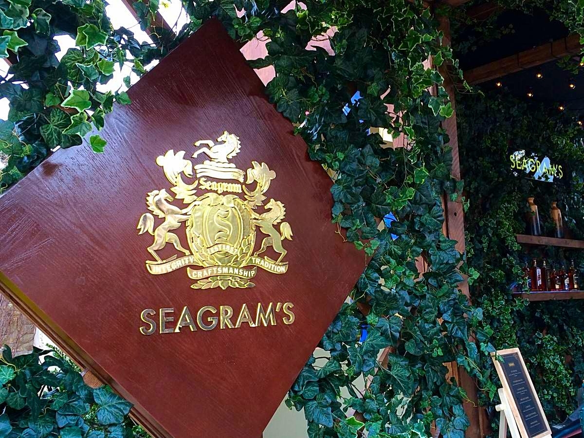 fond vegetal mural pour stand exposition evenement à la location