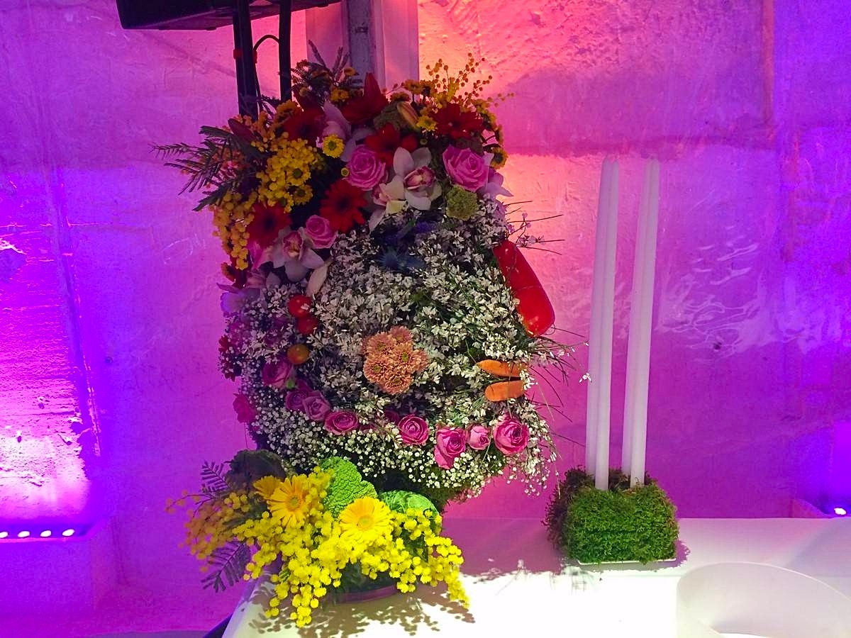 Comme un tableau de maître, chaque oeuvre florale est unique et vous correspond.