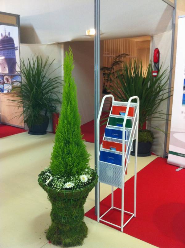 Location de décoration florale pour stand exposition sur Avignon