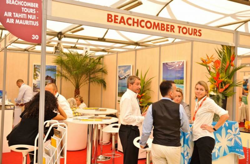 Location de décoration florale pour stand exposition sur Avignon