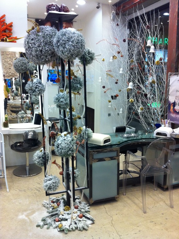 Décor de façade de Noël pour magasin, commerce entreprise sur Marseille