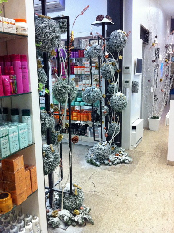 Décor de façade de Noël pour magasin, commerce entreprise sur Marseille