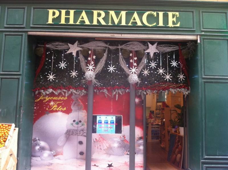 Décorations de noël pour façade de commerce et magasin sur Marseille