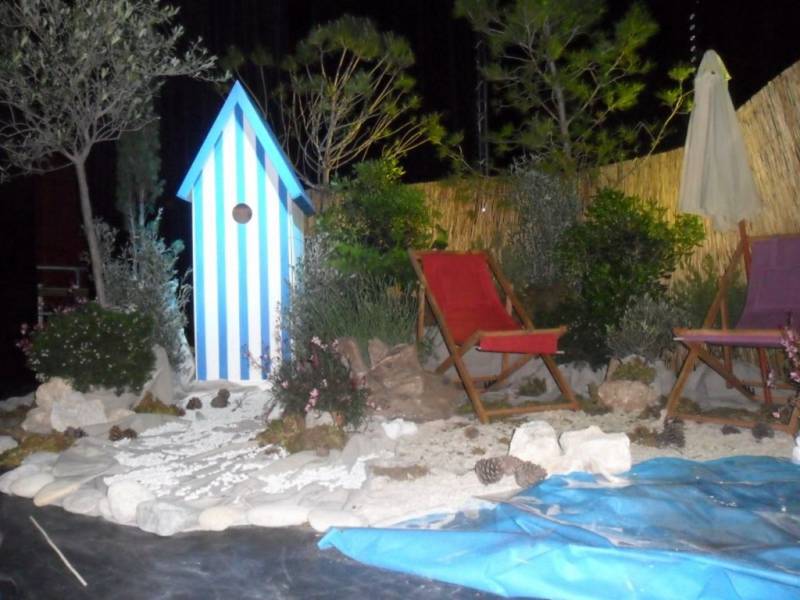 Conception de décor de plantes méditerranéennes en location Marseille