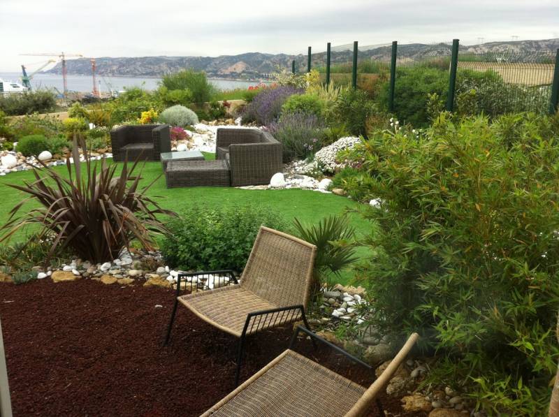 création conception de jardin à thème provençale Salernes