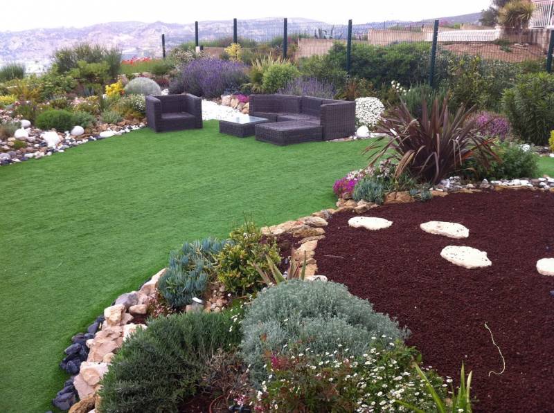 création conception de jardin à thème provençale Salernes