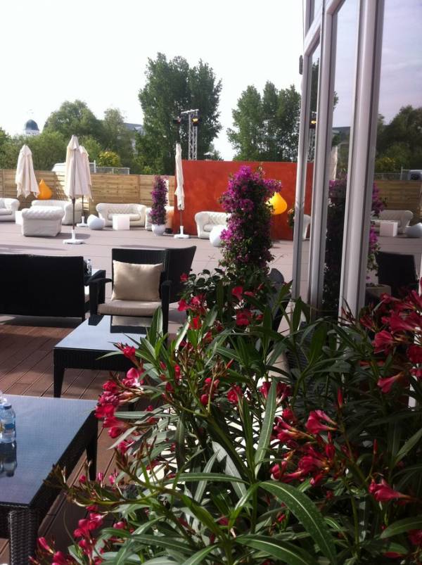 location de plantes vertes et fleuries pour exposition Marseille Lyon Cannes