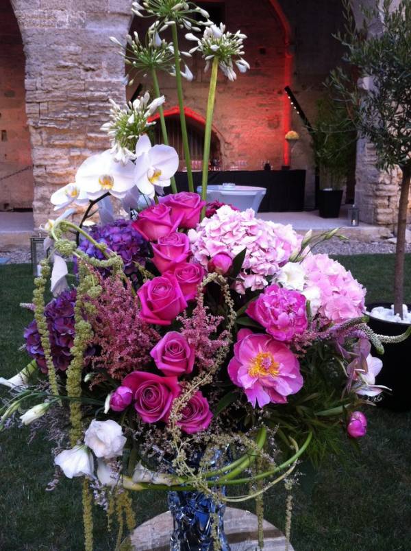 Compositions florales de centres de tables pour repas, dîner de gala et séminaires Avignon, Marseille, Aix en Provence