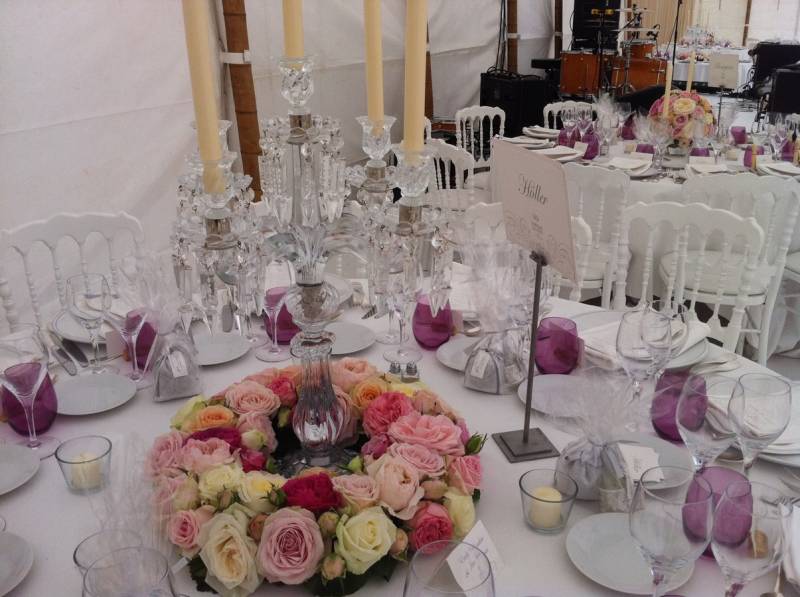 Décor de centre de table de fleurs pour réception, gala, dîner sur Marseille, Orange, Avignon