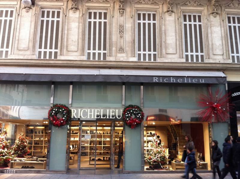 Noël décor façade en location pose Marseille Avignon