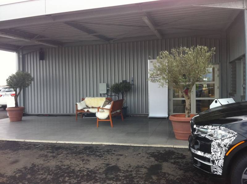 compositions florales et bouquets de fleurs et locations plantes pour expositions et stand sur Marseille, Toulon