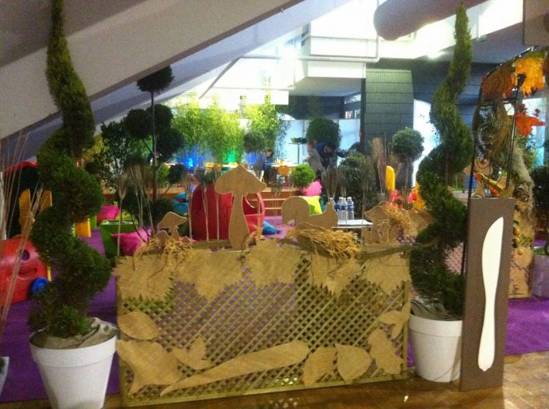 Création d'un jardin d'enfant pour salon exposition, foire sur Istres, Marseille, Toulon