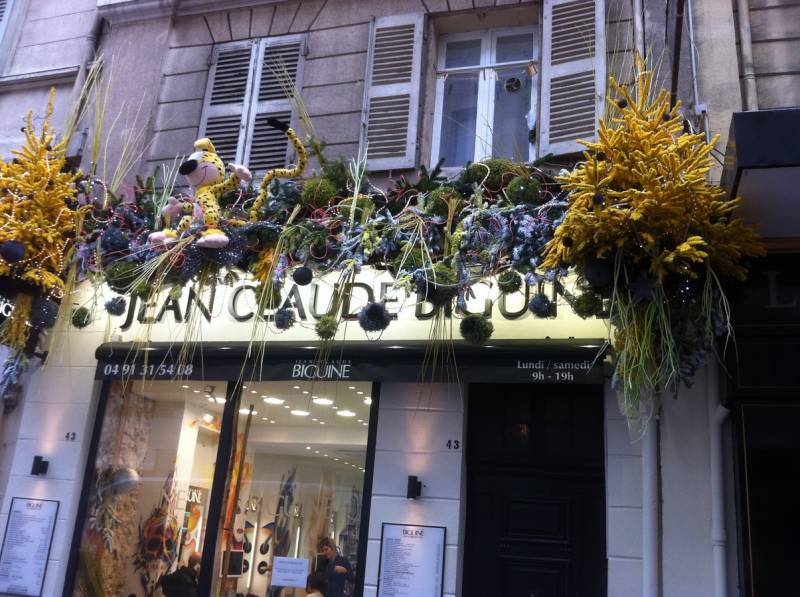 façade et vitrine décoration noël Marseille
