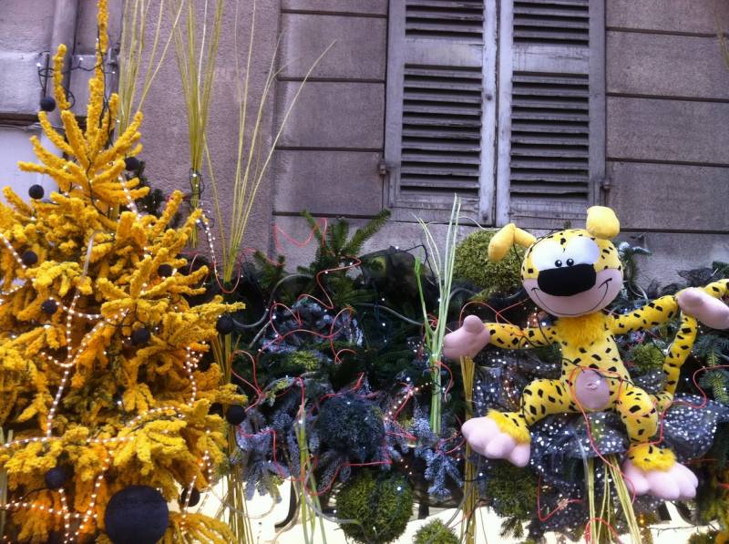 façade et vitrine décoration noël Marseille