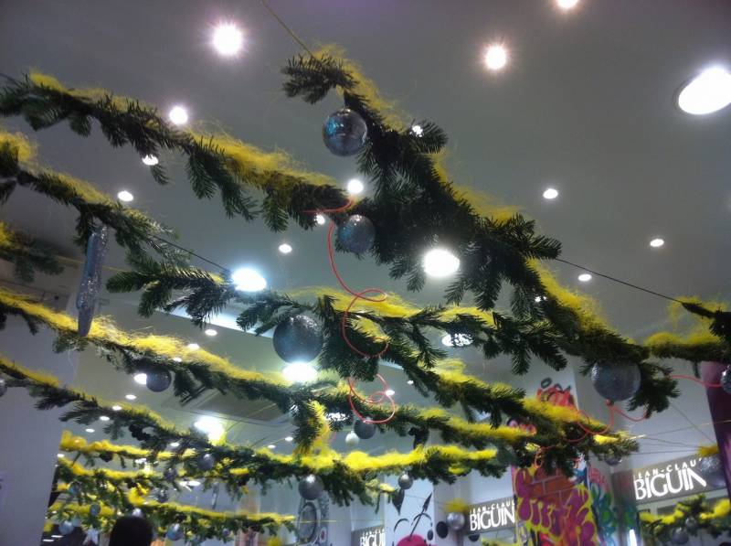 façade et vitrine décoration noël Marseille