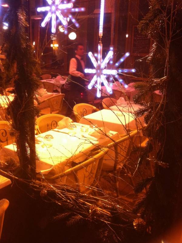 Décor de façade de noêl sur Aix en Provence Marseille