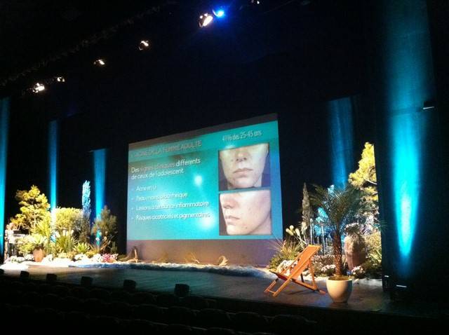 Décor scénique location, conception végétale livraison pose et retrait France Sud