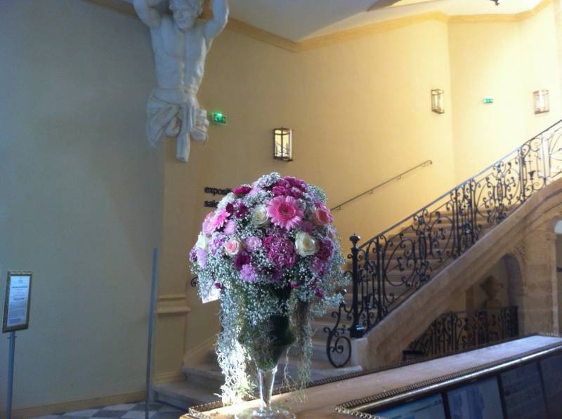 Abonnement de bouquets et décorations florales de fleurs fraîches en contrat de durée courte moyenne et longue durée