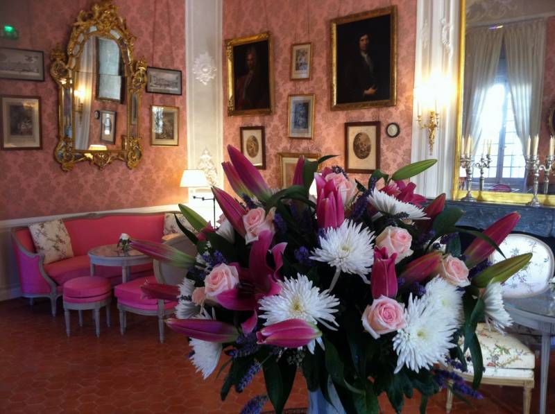 Abonnement de bouquets et décorations florales de fleurs fraîches en contrat de durée courte moyenne et longue durée