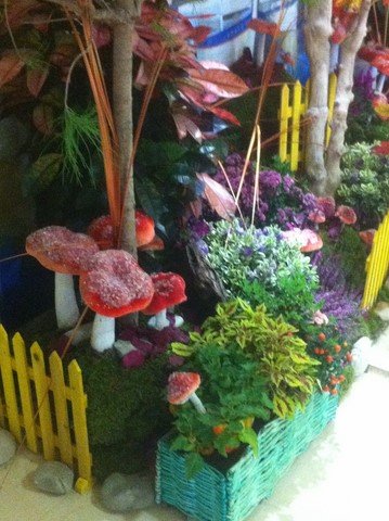 location avec montage et démontage de plantes pour décor d'automne scénique Avignon Marseille