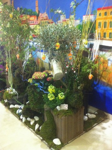 location avec montage et démontage de plantes pour décor de Pâques scénique  Marseille