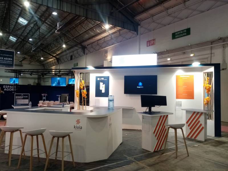 Clorofil events décore votre stand à Marseille.