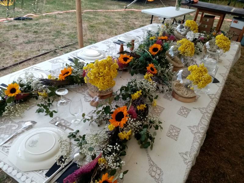 Fabrication de centres de table pour un mariage de style champêtre Provençal à Carpentras dans le Vaucluse