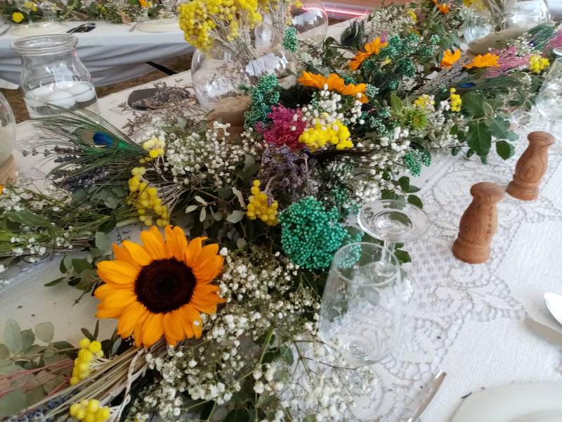 Fabrication de centres de table pour un mariage de style champêtre Provençal à Carpentras dans le Vaucluse