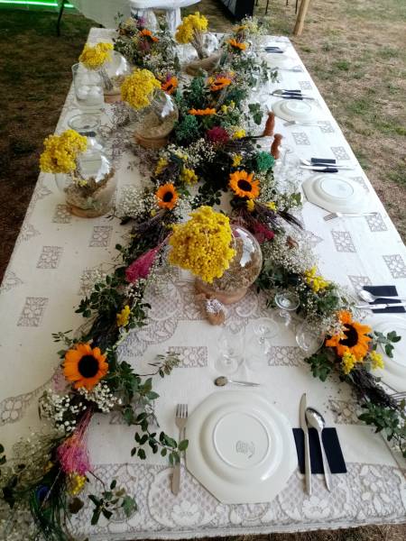 Fabrication de centres de table pour un mariage de style champêtre Provençal à Carpentras dans le Vaucluse