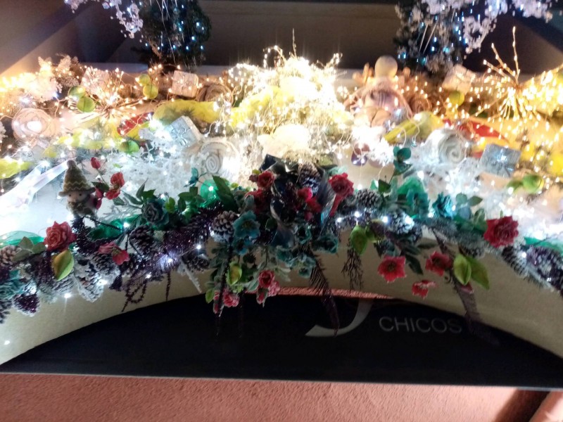 Décoration de Noël de commerce a Marseille