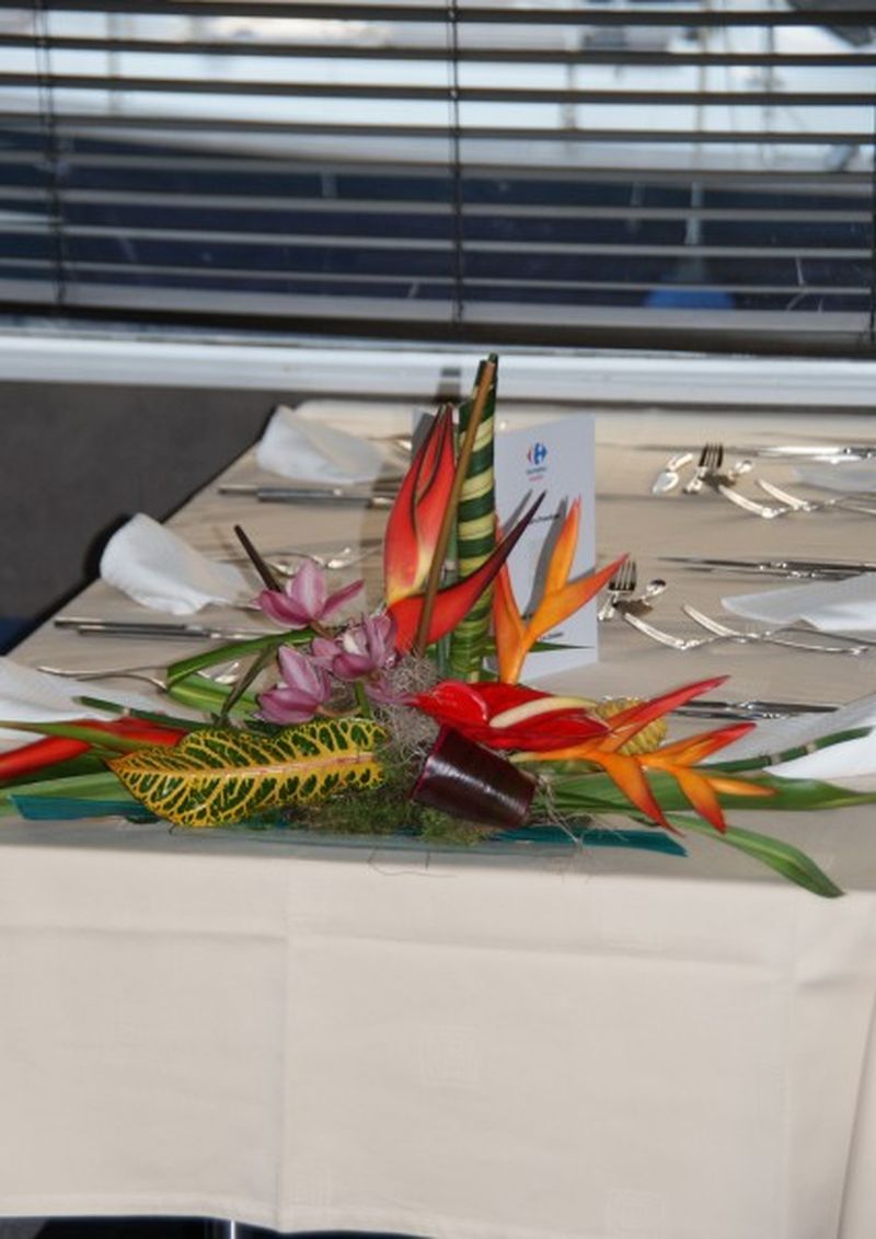 Location de décoration florale centre de table, décor de salle et lieu insolite, Bandol