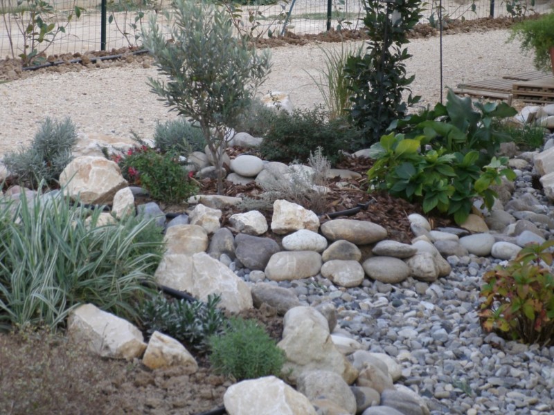 création de jardin espace vert à Salernes et Draguignan