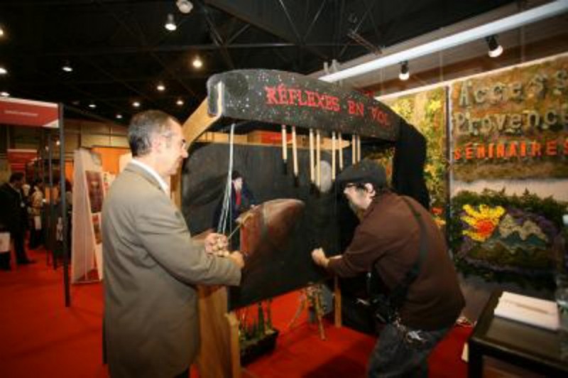 Création, pose de mur de végétaux éphémères pour stand exposition Marseille