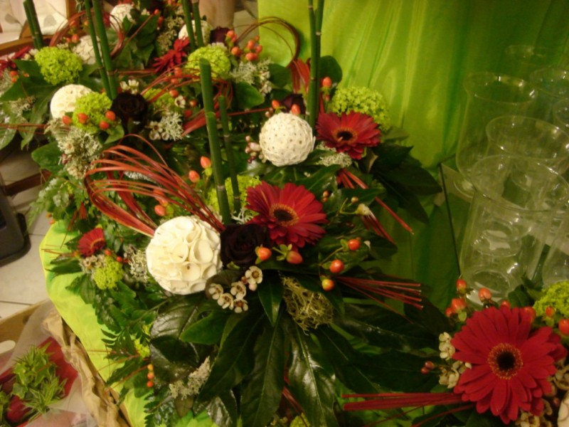 DECORATION FLORALE ANNIVERSAIRE AIX EN PROVENCE PACA BOUCHES DU RHONES VAUCLUSE CAMARGUE