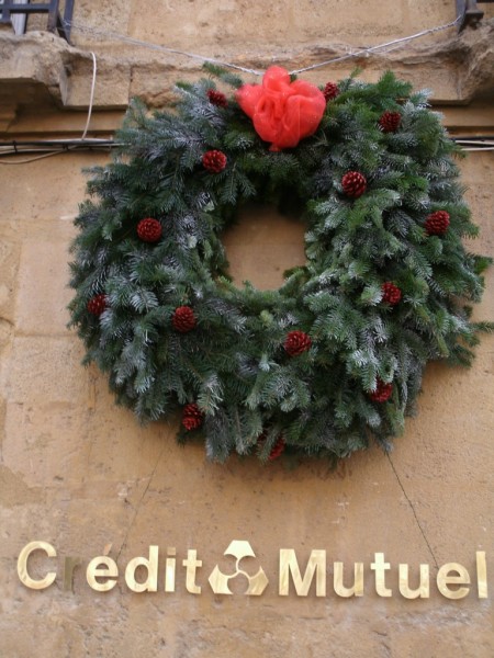 Location pose et retrait de décoration de façade de noël Aix en Provence