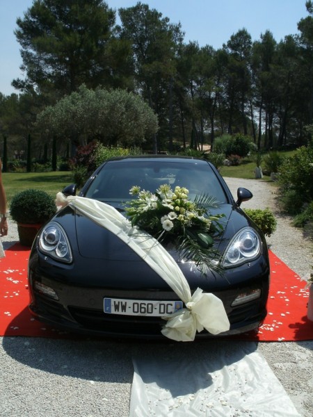 Voiture Cortége mariage  décoration Avignon Arles Apt Aix en Provence région PACA