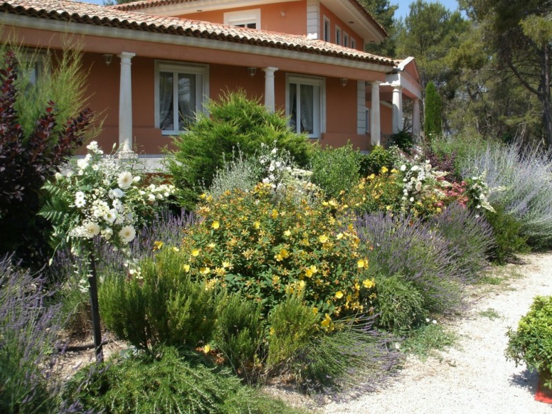 coeur de cérémonie de mariage décor en extérieur  aix marseille aubagne berre L'etang région PACA