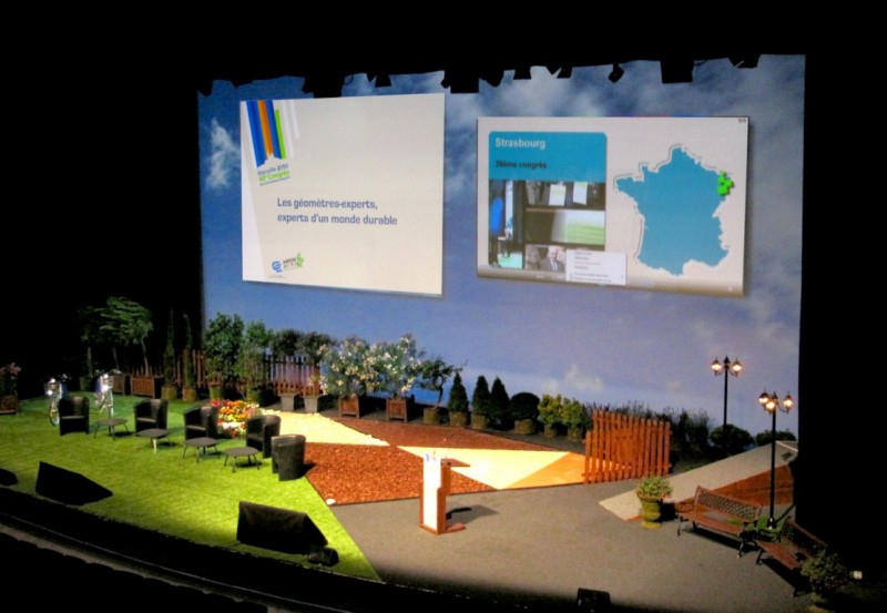 Création scène végétale location de décor plantes et fleurs  Marseille